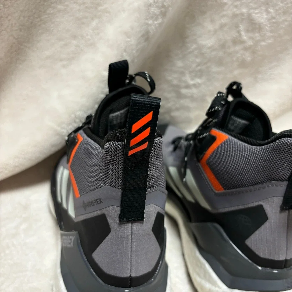 Adidas Womens Terrex Free Hiker 2.0 Gore Tex Hiking Shoes US 8.5 Gray‎ Boots